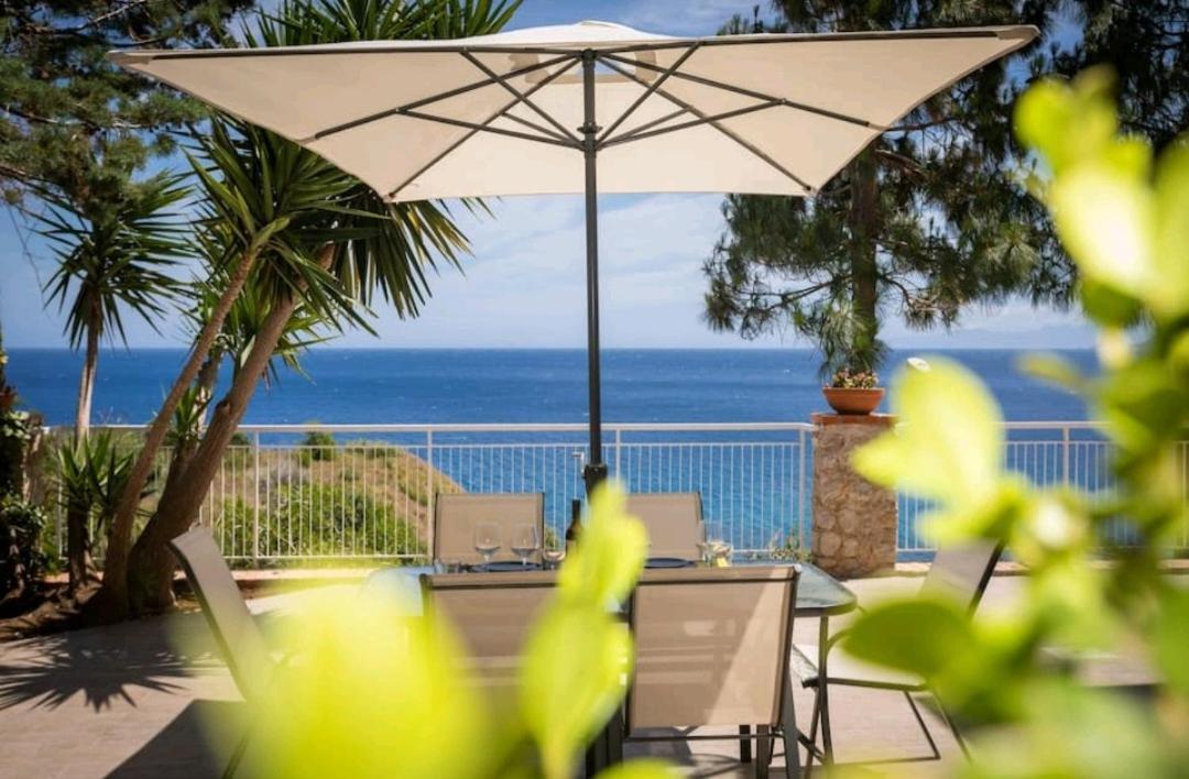 Villa'S Apartment On The Beach, Swimming Pool A/C Palermo Exterior foto